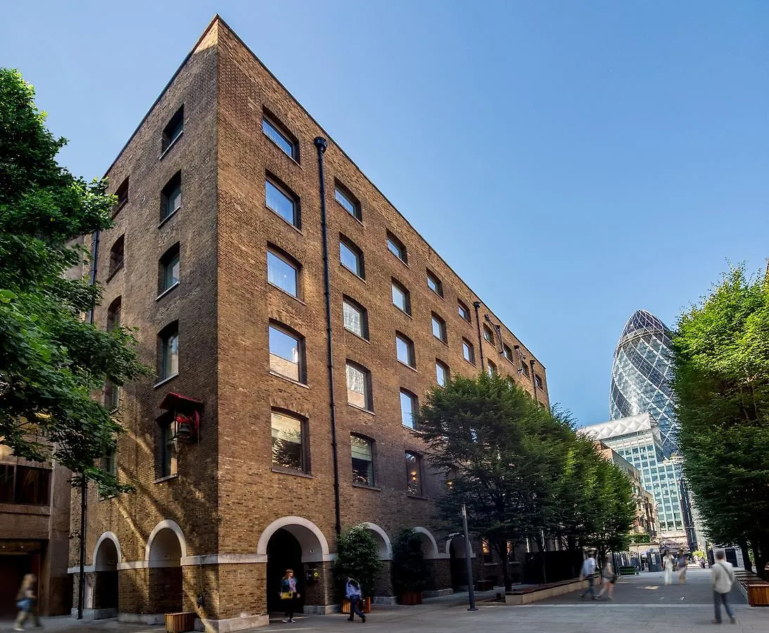 *****  Devonshire Club & Hotel London Egyesült Királyság