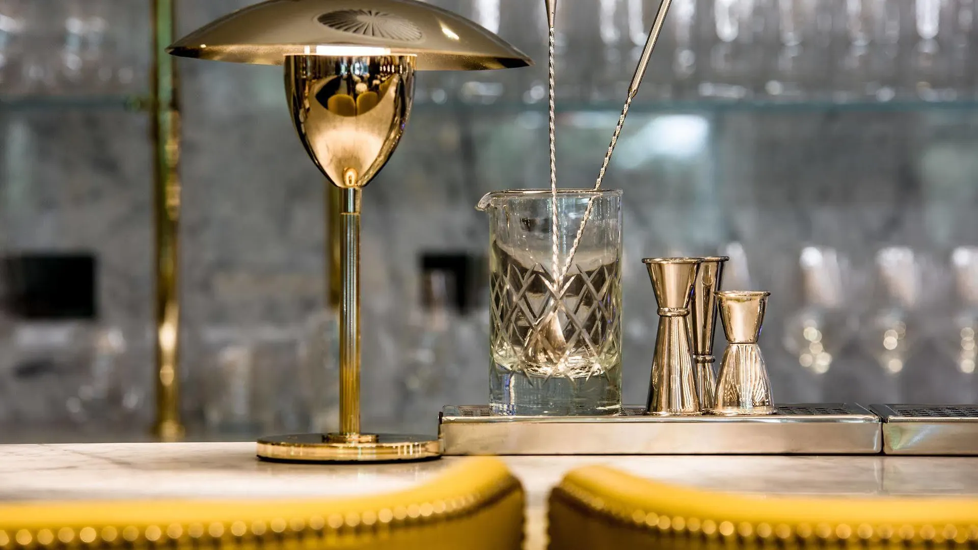 Devonshire Club & Hotel London