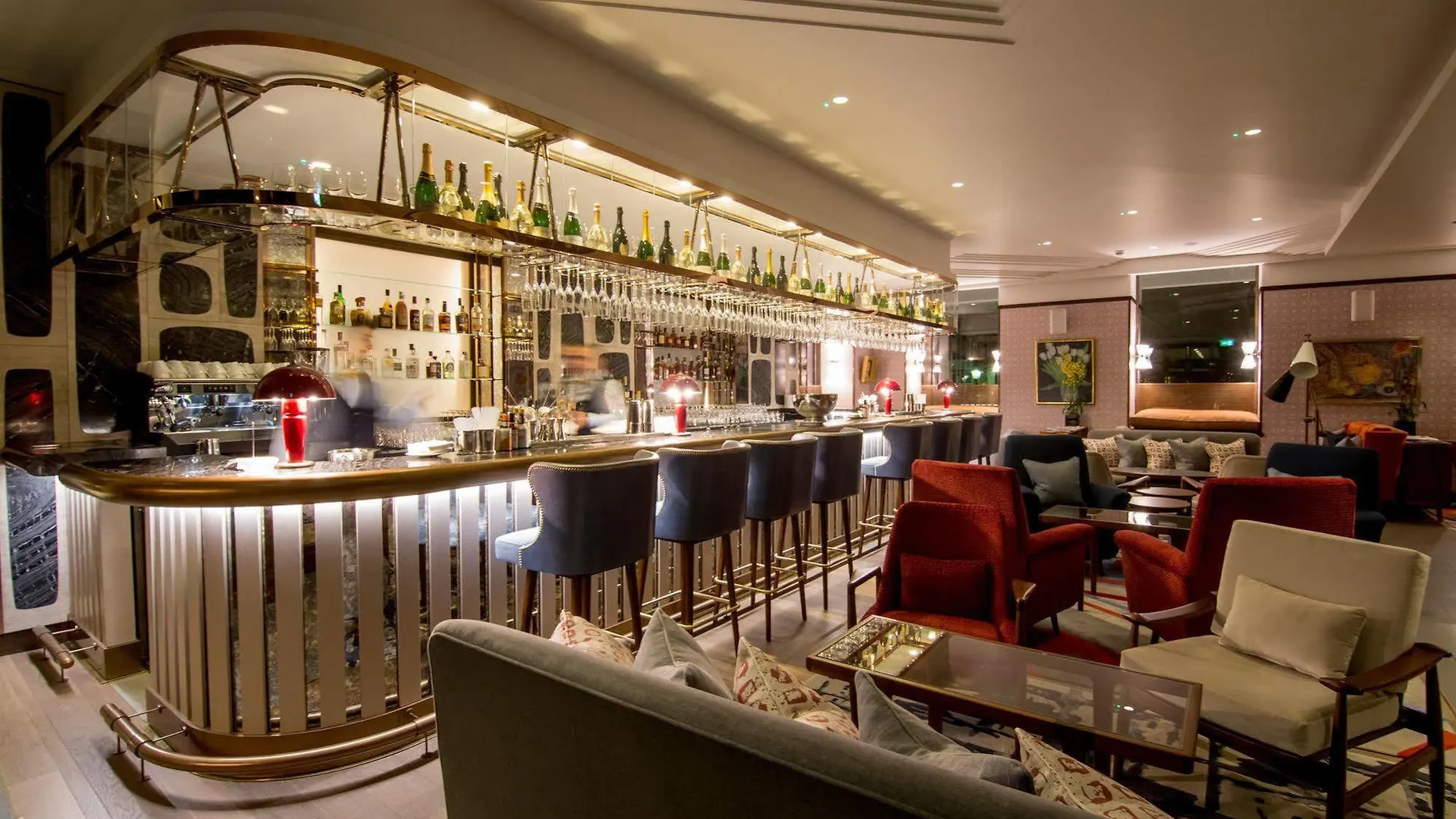 Devonshire Club & Hotel London